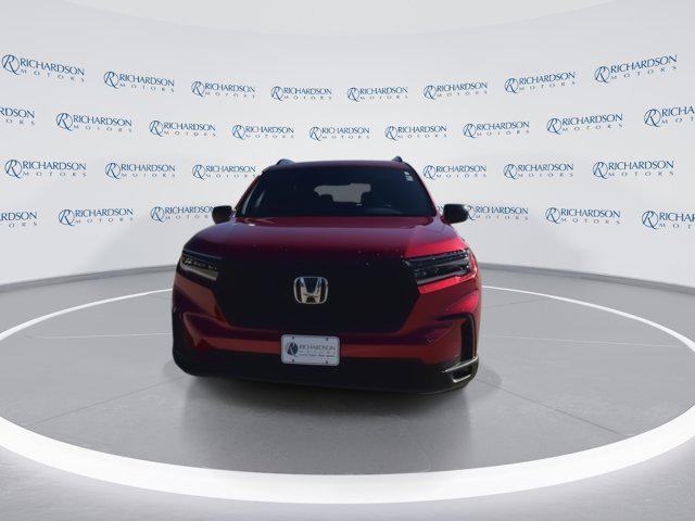 new 2025 Honda Pilot car, priced at $43,398