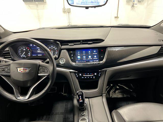 used 2023 Cadillac XT6 car, priced at $40,455