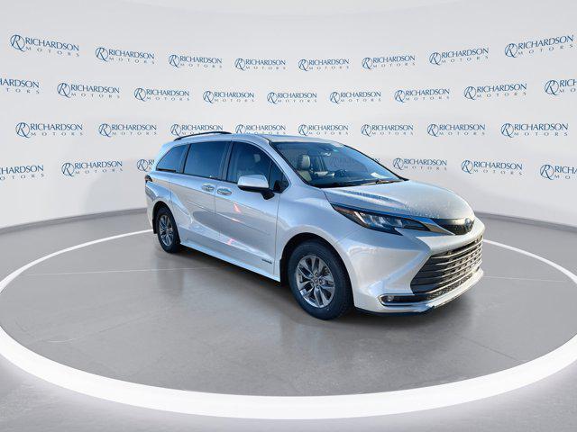 used 2021 Toyota Sienna car, priced at $37,305