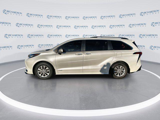 used 2021 Toyota Sienna car, priced at $37,305