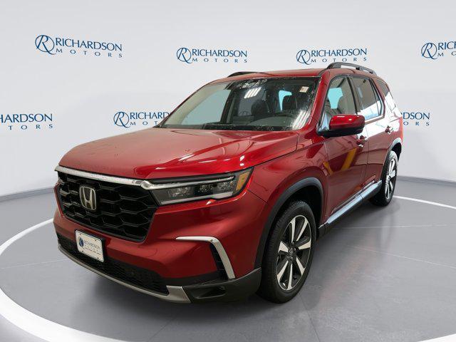 new 2025 Honda Pilot car, priced at $52,440