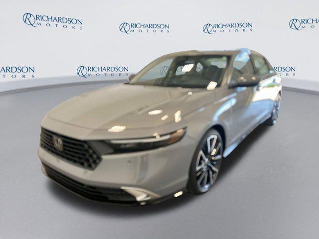 new 2025 Honda Accord Hybrid car, priced at $37,102