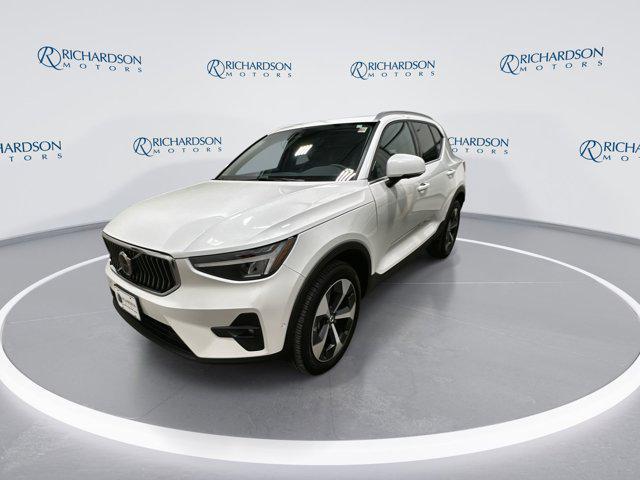 used 2024 Volvo XC40 car, priced at $34,098