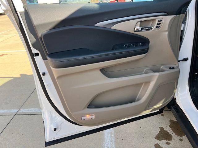 used 2023 Honda Ridgeline car, priced at $31,566