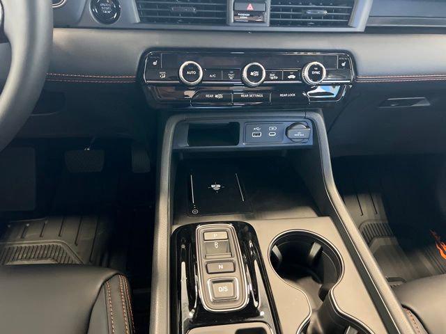 new 2025 Honda Pilot car, priced at $49,309
