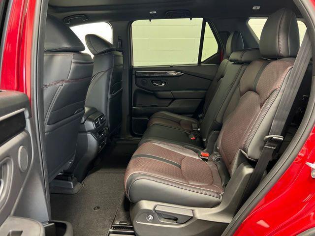 new 2025 Honda Pilot car, priced at $52,576