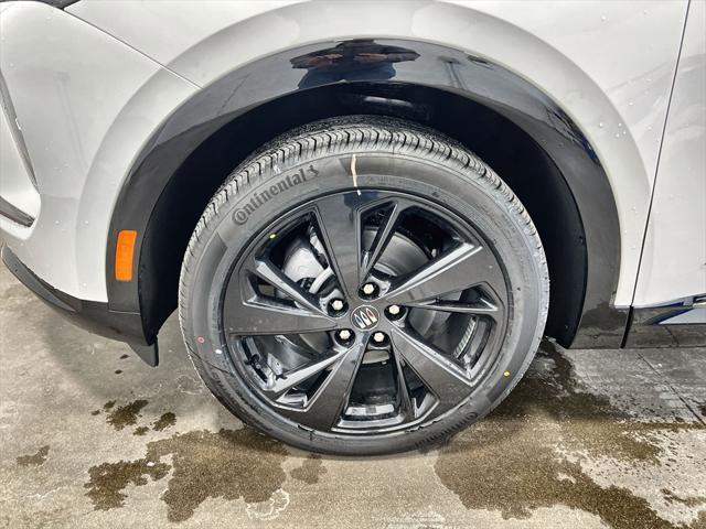 new 2025 Buick Envision car, priced at $43,240