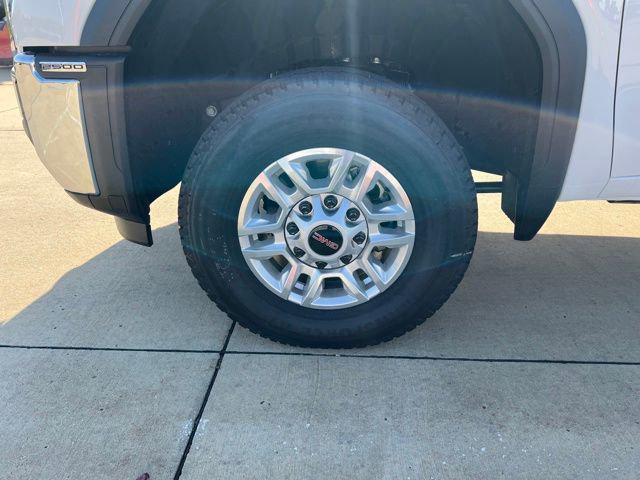 new 2025 GMC Sierra 2500 car, priced at $69,588