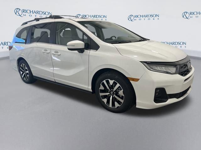 new 2026 Honda Odyssey car, priced at $43,060