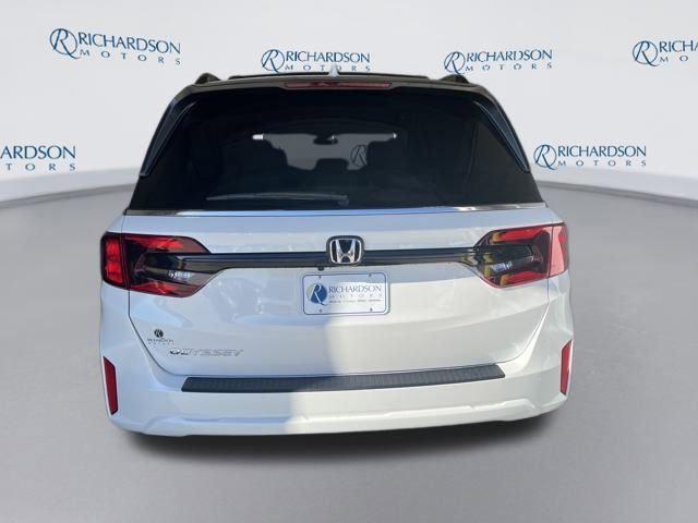new 2026 Honda Odyssey car, priced at $43,060