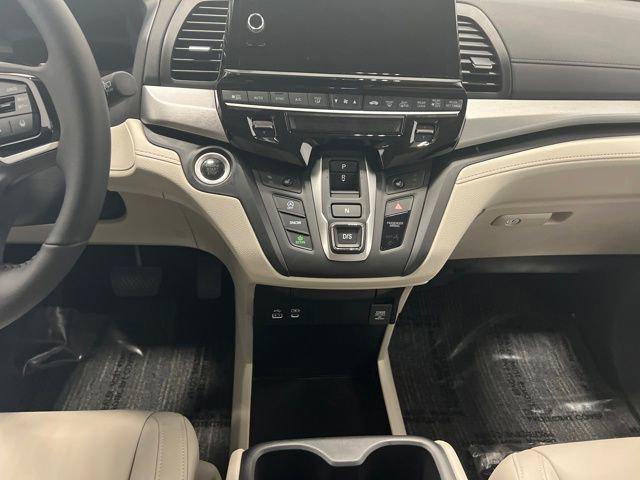 new 2026 Honda Odyssey car, priced at $43,060