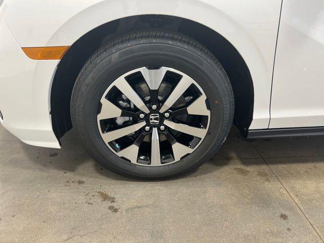 new 2026 Honda Odyssey car, priced at $43,060