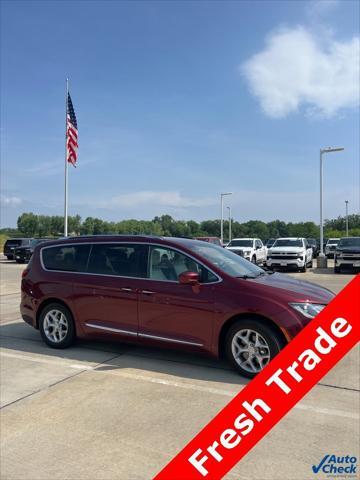 used 2019 Chrysler Pacifica car, priced at $20,621