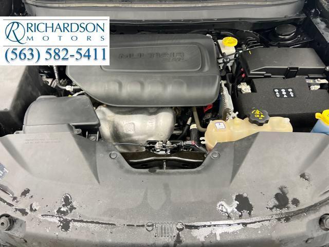 used 2020 Jeep Cherokee car, priced at $15,902