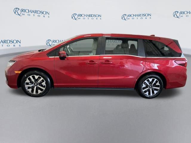 new 2026 Honda Odyssey car, priced at $42,614