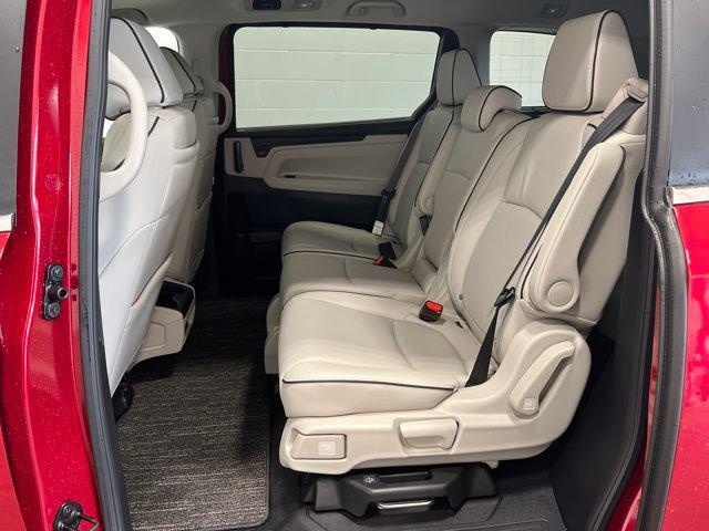 new 2026 Honda Odyssey car, priced at $46,810