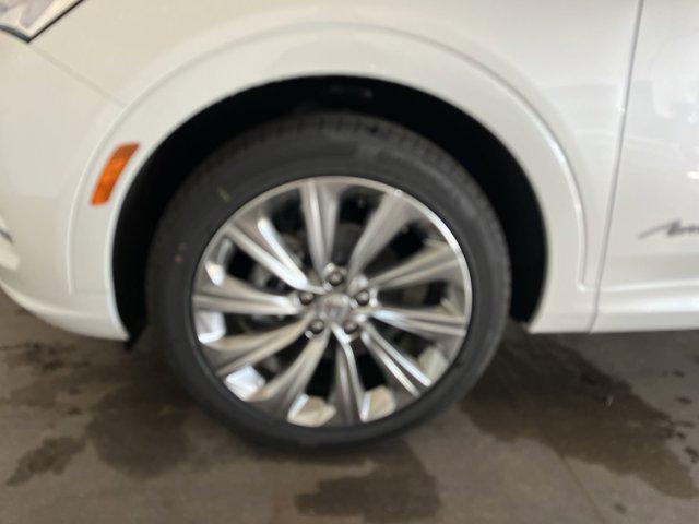 new 2025 Buick Envista car, priced at $32,185