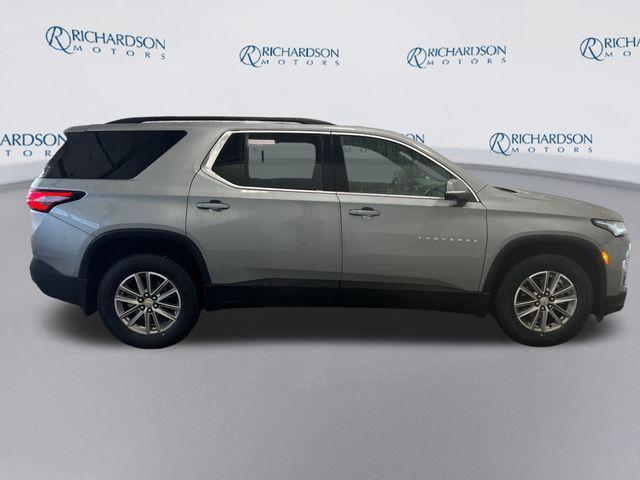 used 2023 Chevrolet Traverse car, priced at $32,860