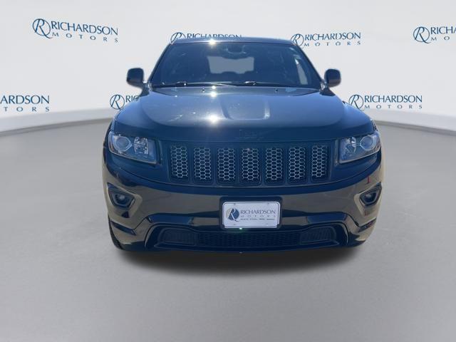 used 2015 Jeep Grand Cherokee car, priced at $13,804