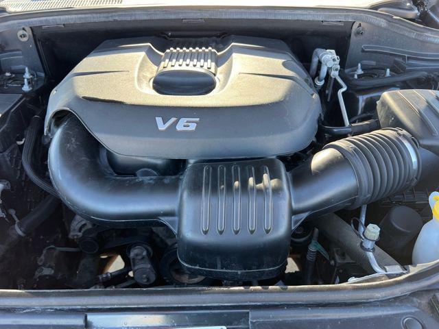 used 2015 Jeep Grand Cherokee car, priced at $13,804