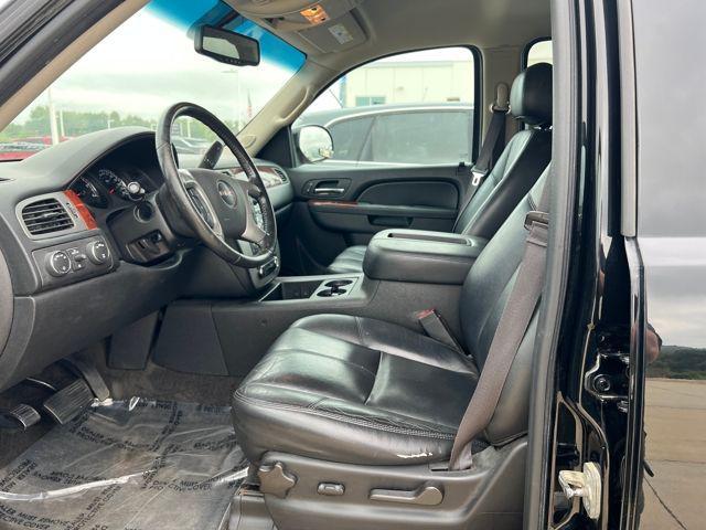 used 2014 GMC Yukon XL car, priced at $9,500