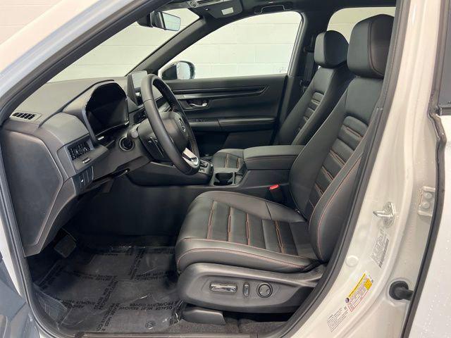 new 2026 Honda CR-V Hybrid car, priced at $42,075
