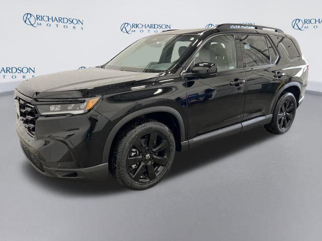 new 2025 Honda Pilot car, priced at $54,580