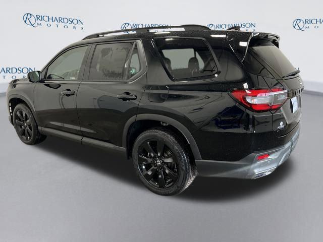 new 2025 Honda Pilot car, priced at $54,580