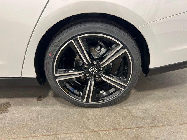 new 2025 Honda Accord Hybrid car, priced at $34,110