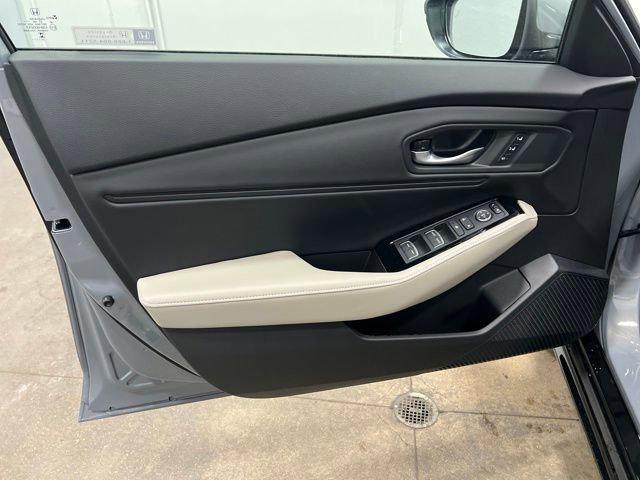 new 2025 Honda Accord Hybrid car, priced at $39,755