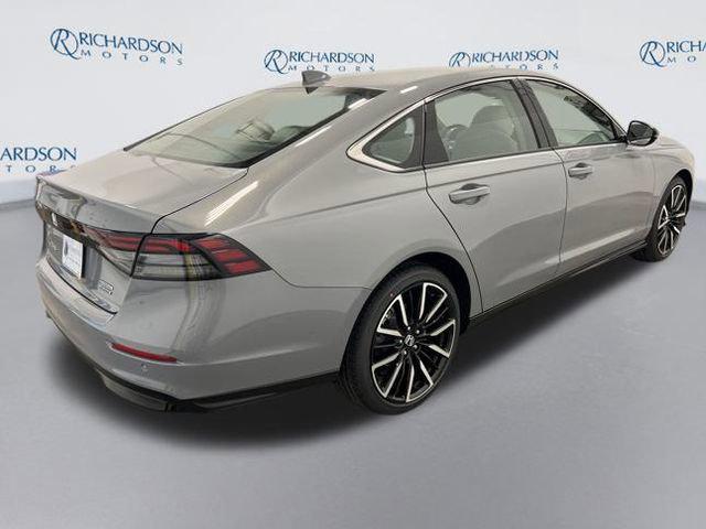 new 2025 Honda Accord Hybrid car, priced at $39,755