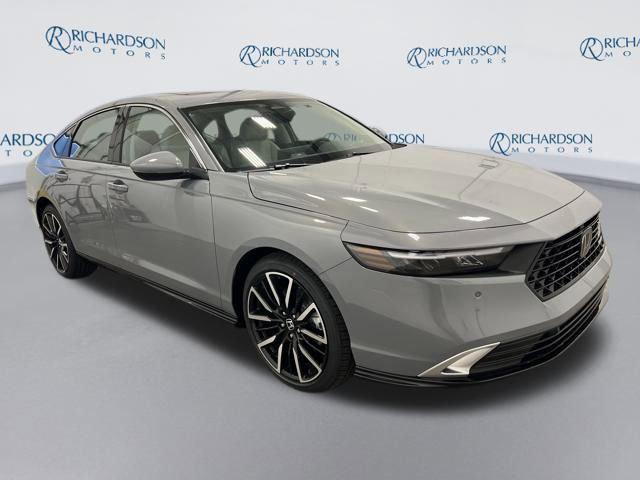 new 2025 Honda Accord Hybrid car, priced at $39,755