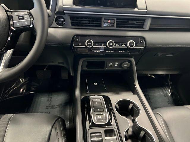 new 2025 Honda Pilot car, priced at $45,245