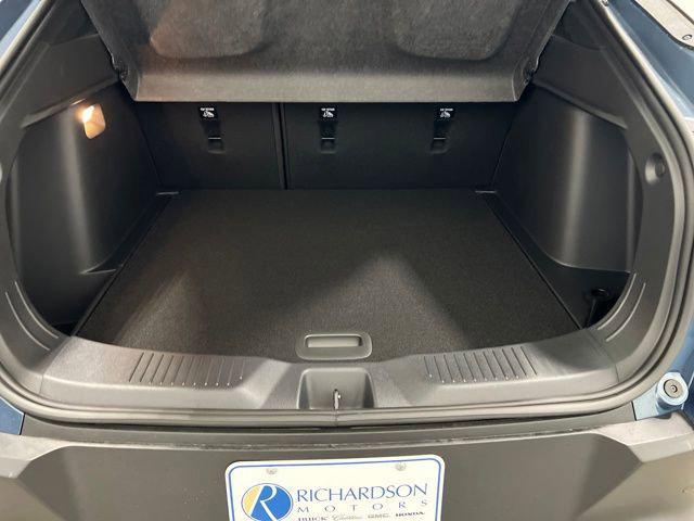 new 2025 Buick Envista car, priced at $27,875