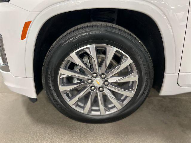 used 2023 Chevrolet Traverse car, priced at $32,472