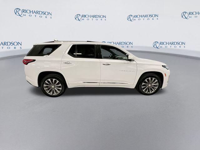 used 2023 Chevrolet Traverse car, priced at $32,472