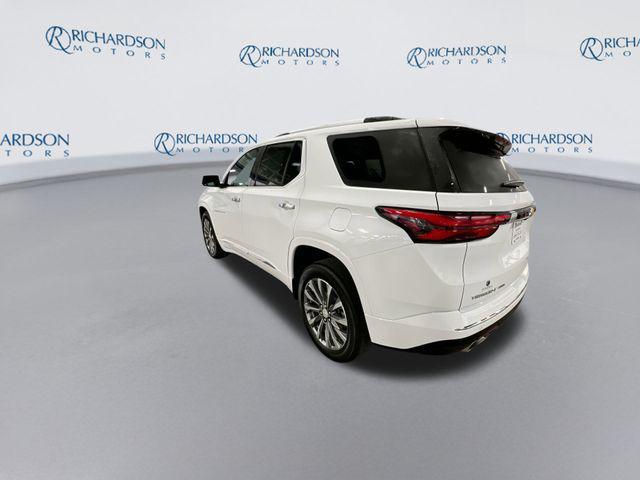 used 2023 Chevrolet Traverse car, priced at $32,472