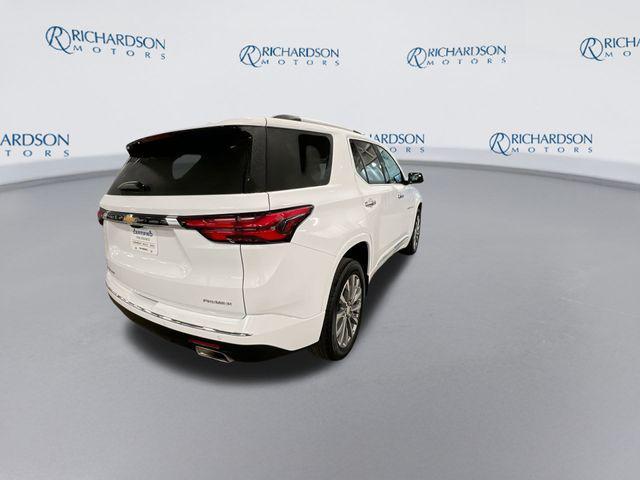 used 2023 Chevrolet Traverse car, priced at $32,472