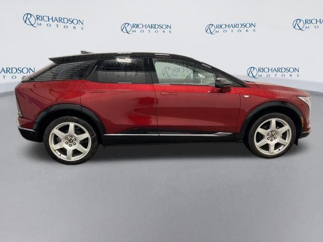 new 2025 Cadillac OPTIQ car, priced at $60,810