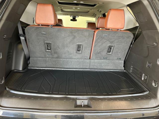used 2020 Chevrolet Traverse car, priced at $23,492