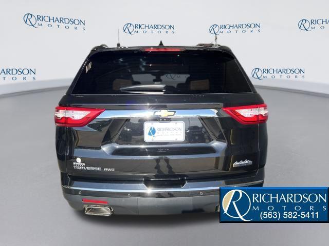 used 2020 Chevrolet Traverse car, priced at $23,492