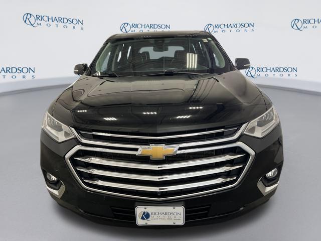 used 2020 Chevrolet Traverse car, priced at $23,492