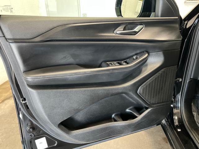 used 2024 Jeep Grand Cherokee L car, priced at $28,845