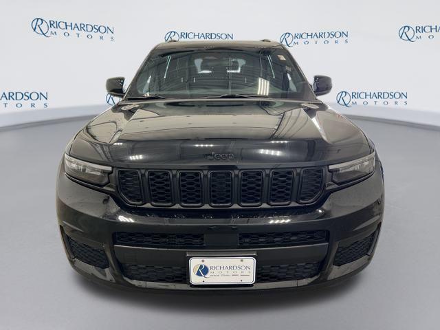 used 2024 Jeep Grand Cherokee L car, priced at $28,845