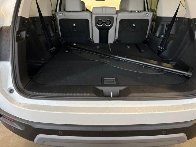 new 2025 Honda Pilot car, priced at $46,292