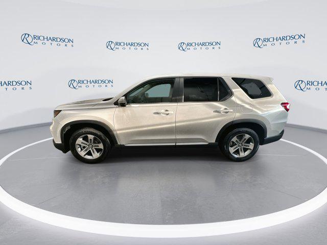 new 2025 Honda Pilot car, priced at $46,485