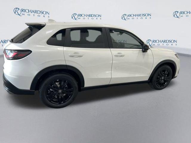 new 2026 Honda HR-V car, priced at $30,047