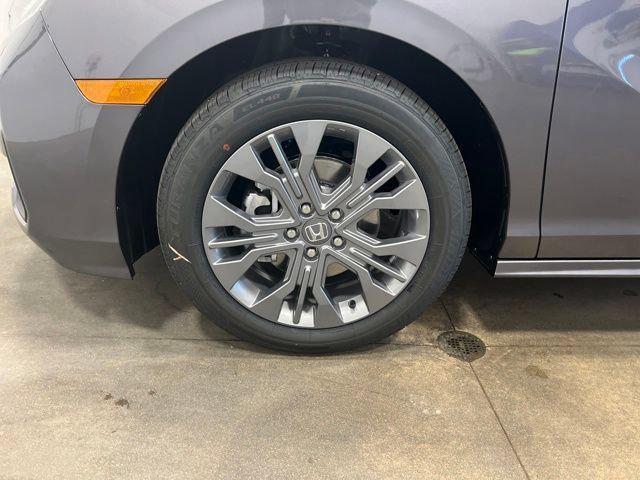 new 2026 Honda Odyssey car, priced at $47,495