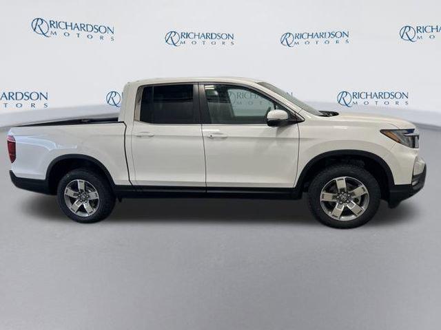 new 2026 Honda Ridgeline car, priced at $42,676