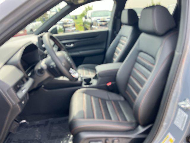 new 2026 Honda CR-V Hybrid car, priced at $42,075